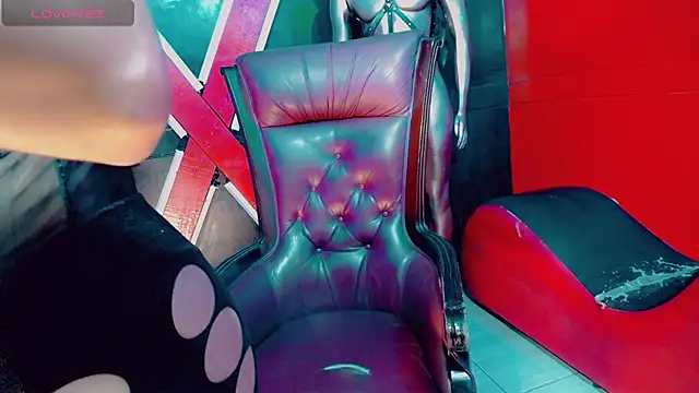 Snapshot of Sasha_calle chatting on 02-14-26, 10:59 Sasha calle online show from 02-14-26, 10:59