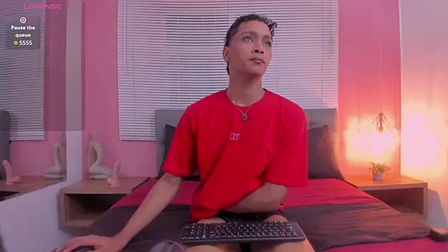 drako18  online show from 04-07-26, 03:41