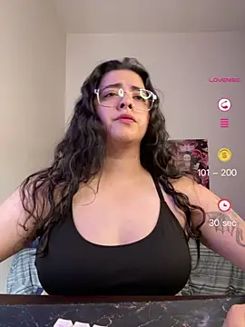 Snapshot of Ales_Kitten_Live chatting on 05-20-26, 09:45 Ales Kitten Live online show from 05-20-26, 09:45