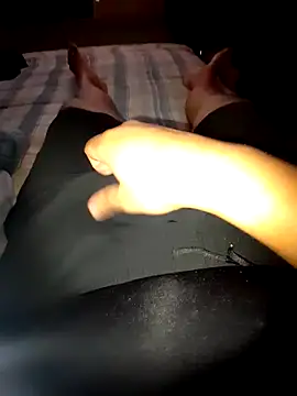 Snapshot of Ramos_041207 chatting on 02-10-26, 11:59 Ramos 041207 online show from 02-10-26, 11:59