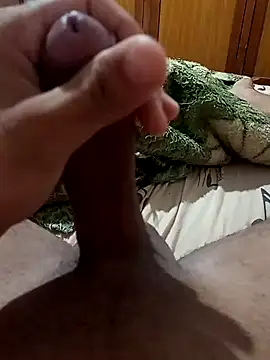 Snapshot of pistoludo21 chatting on 02-04-26, 02:06 pistoludo21 online show from 02-04-26, 02:06