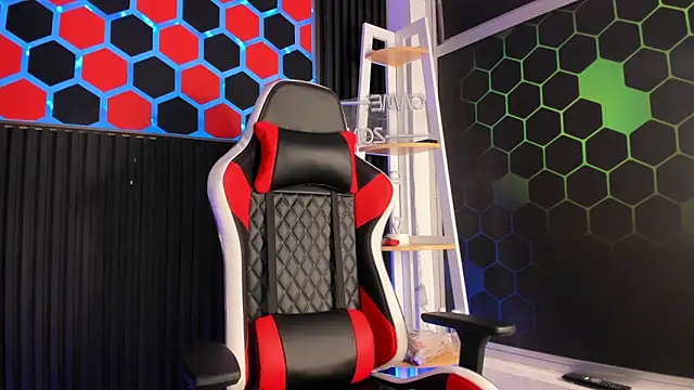 David Banks  online show from 04-07-26, 12:29