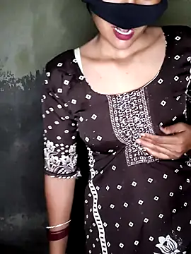 Snapshot of Pritu675 chatting on 07-19-26, 04:59 Pritu675 online show from 07-19-26, 04:59