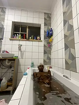 Snapshot of BankssWithTheBenz chatting on 02-18-26, 06:37 BankssWithTheBenz online show from 02-18-26, 06:37