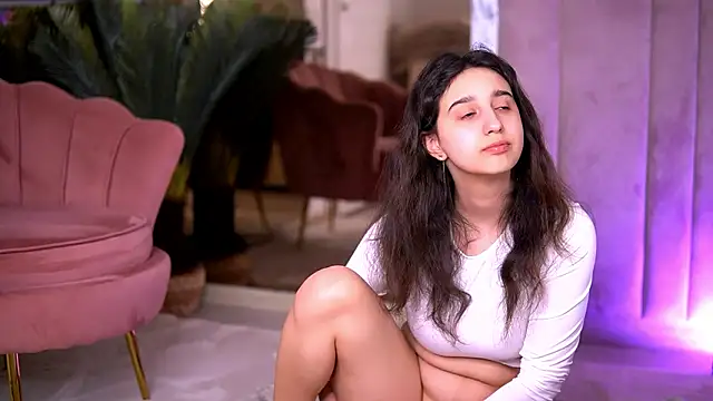 JullyFox online show from 03-20-26, 01:56