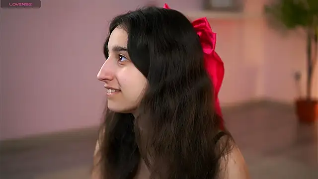 JullyFox online show from 05-17-26, 11:21