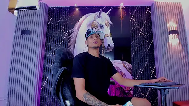 Snapshot of the_knights_of_the_night chatting on 03-19-26, 02:11 the knights of the night online show from 03-19-26, 02:11