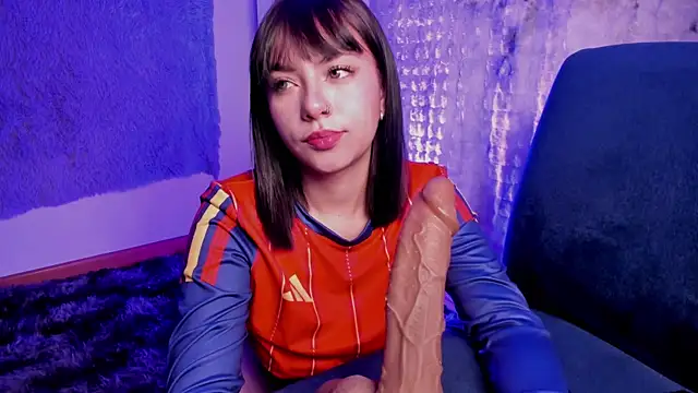angeel     online show from 07-19-26, 08:45