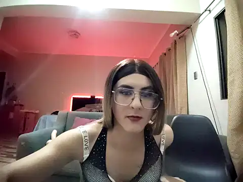 Snapshot of stefita01010 chatting on 02-15-26, 06:47 stefita01010 online show from 02-15-26, 06:47