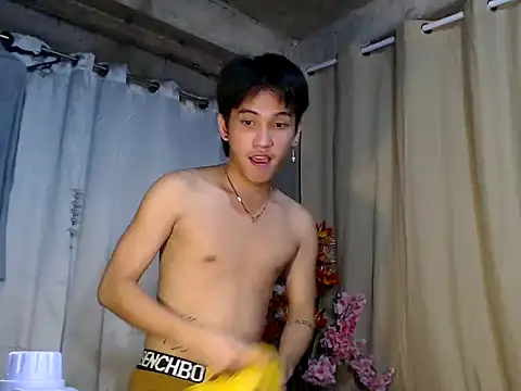 Snapshot of Baby_Aries69 chatting on 03-31-26, 03:36 Baby Aries69 online show from 03-31-26, 03:36