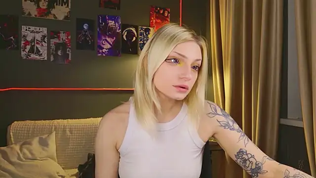 Snapshot of AvaSun chatting on 02-09-26, 10:52 AvaSun online show from 02-09-26, 10:52