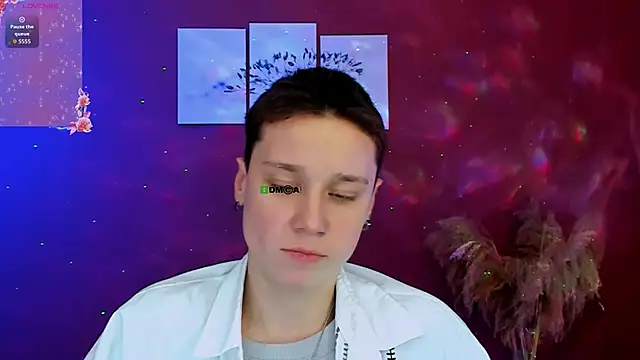 Snapshot of emi_fade chatting on 02-09-26, 02:15 emi fade online show from 02-09-26, 02:15