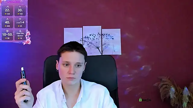 Snapshot of emi_fade chatting on 02-11-26, 05:13 emi fade online show from 02-11-26, 05:13