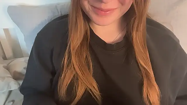 Lucyschickt online show from 05-14-26, 05:10