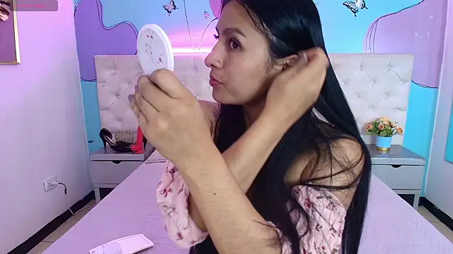 Melannyy   online show from 03-25-26, 02:44