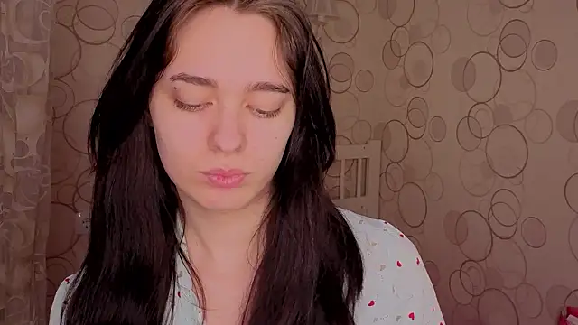 Snapshot of GinnyKittle chatting on 02-10-26, 06:07 GinnyKittle online show from 02-10-26, 06:07