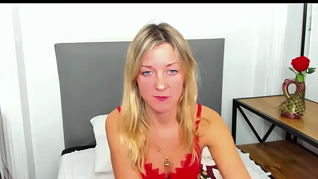 MileyXStar online show from 02-18-26, 09:22