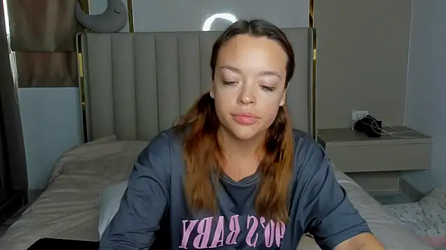 Snapshot of stellaa_quenn chatting on 04-09-26, 12:12 stellaa quenn online show from 04-09-26, 12:12