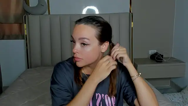 Snapshot of stellaa_quenn chatting on 04-06-26, 04:46 stellaa quenn online show from 04-06-26, 04:46