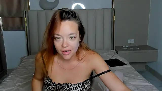 Snapshot of stellaa_quenn chatting on 03-18-26, 12:14 stellaa quenn online show from 03-18-26, 12:14