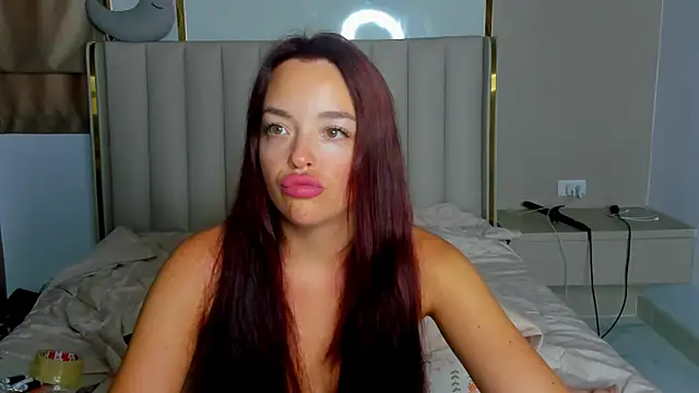 stellaa quenn online show from 06-08-26, 12:05