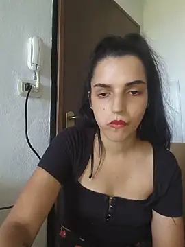 SoniaMoonnnnn online show from 06-01-26, 03:00