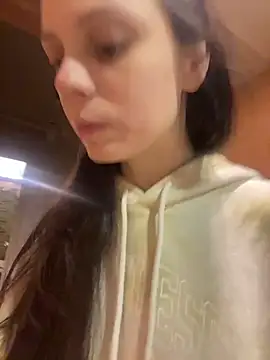 Snapshot of Sierra_Driver chatting on 02-10-26, 05:45 Sierra Driver online show from 02-10-26, 05:45