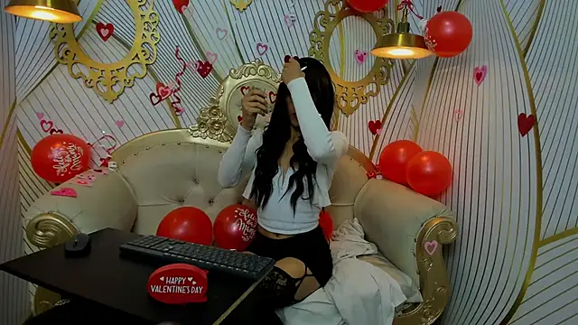 Snapshot of ValeryBellotti chatting on 02-10-26, 12:15 ValeryBellotti online show from 02-10-26, 12:15