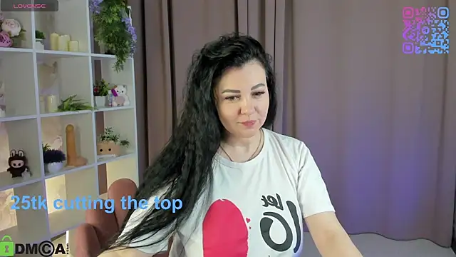 Snapshot of Monika_Martinezz chatting on 02-19-26, 03:36 Monika Martinezz online show from 02-19-26, 03:36