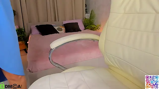 Snapshot of Monika_Martinezz chatting on 07-08-26, 04:13 Monika Martinezz online show from 07-08-26, 04:13