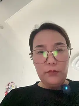 Snapshot of Youyou_12 chatting on 02-27-26, 08:58 Youyou 12 online show from 02-27-26, 08:58