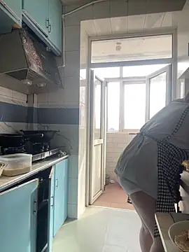 Youyou 12 online show from 03-26-26, 01:04