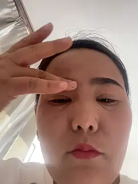 Youyou 12 online show from 04-08-26, 12:34