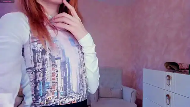 TarynPalek online show from 04-19-26, 07:42