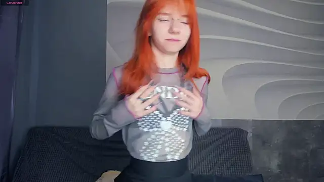 TarynPalek online show from 04-26-26, 07:38