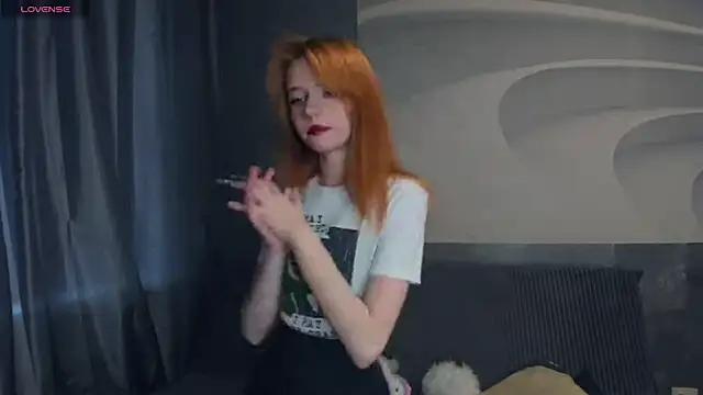 TarynPalek online show from 07-20-26, 08:11