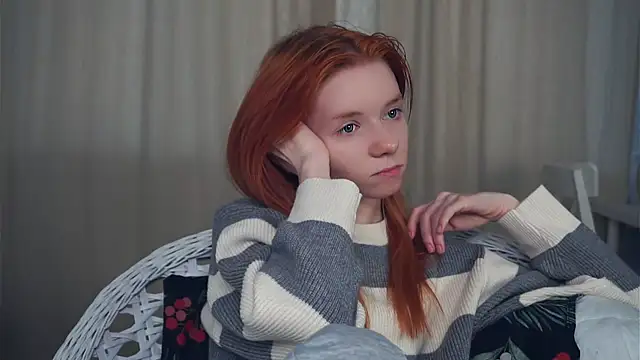 Snapshot of TarynPalek chatting on 02-18-26, 06:44 TarynPalek online show from 02-18-26, 06:44