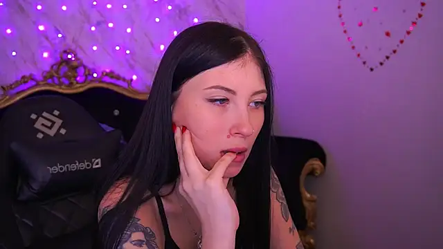 LunaaMay online show from 03-01-26, 08:25