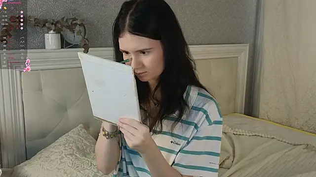 Glow hollow online show from 02-08-26, 03:37