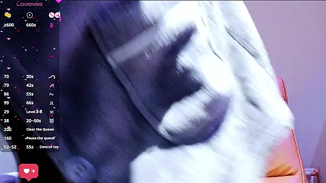 wonderbabyy online show from 03-28-26, 09:21