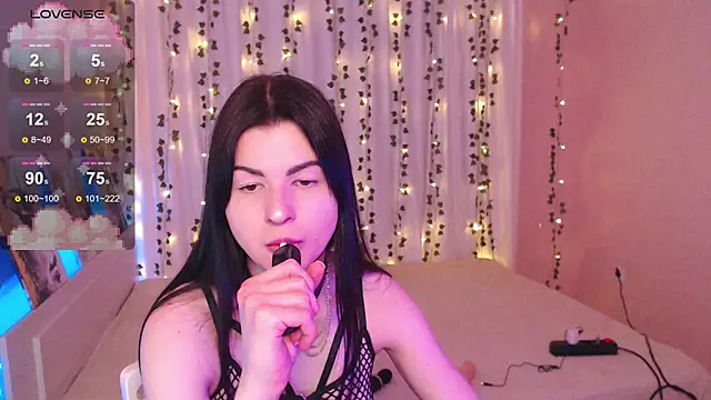 Snapshot of Stephanie_Bloom chatting on 03-04-26, 06:26 Stephanie Bloom online show from 03-04-26, 06:26