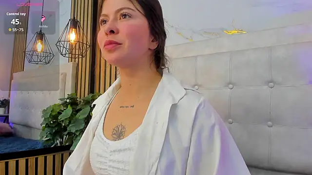 Scarlet Rosexx online show from 03-26-26, 04:00