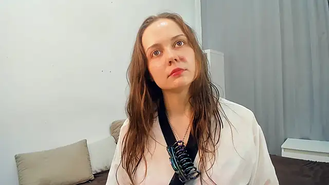 Snapshot of MalvinaTrafford chatting on 05-20-26, 03:09 MalvinaTrafford online show from 05-20-26, 03:09
