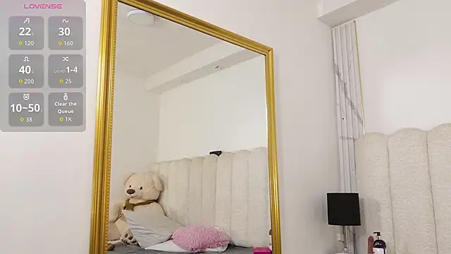 Snapshot of Abi_dolll chatting on 02-20-26, 01:02 Abi dolll online show from 02-20-26, 01:02