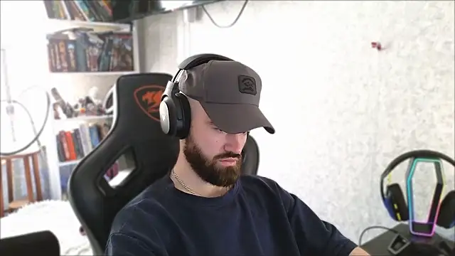 Snapshot of _Mostly_ chatting on 03-23-26, 07:30 Mostly online show from 03-23-26, 07:30