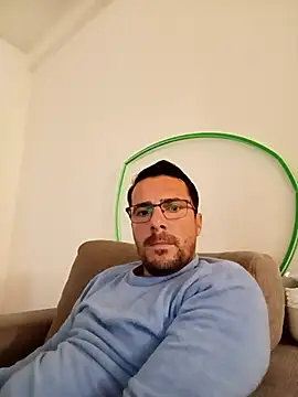 Snapshot of NatanCasad0 chatting on 02-01-26, 08:45 NatanCasad0 online show from 02-01-26, 08:45