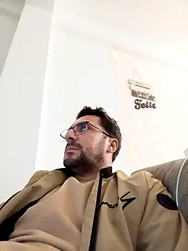 Snapshot of NatanCasad0 chatting on 02-08-26, 08:39 NatanCasad0 online show from 02-08-26, 08:39