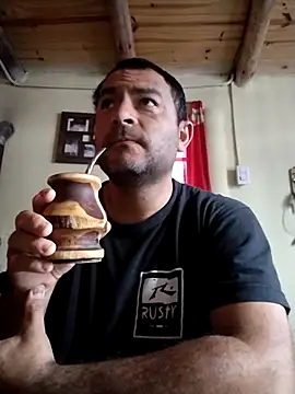 lio199010 online show from 04-04-26, 03:40