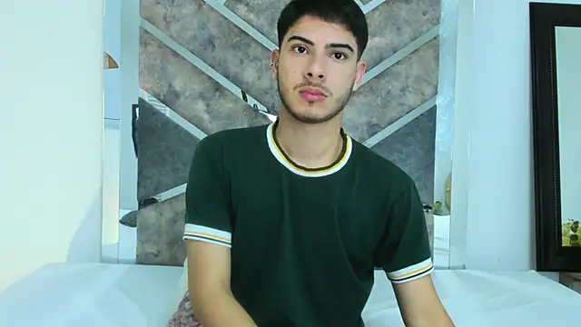 Apolo Gray online show from 02-04-26, 04:29