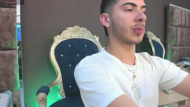 Apolo Gray online show from 03-03-26, 02:46